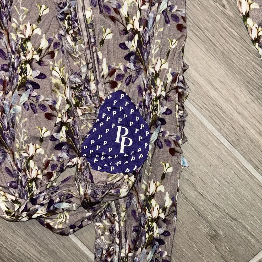 NWOT Posh Peanut size 12-18 months - Picture 2 of 3